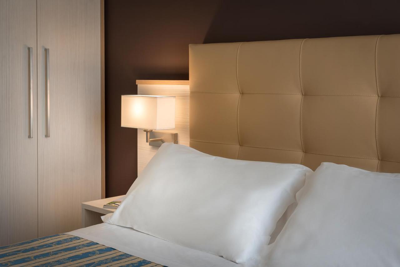 Hotel Sole Mio リミニ エクステリア 写真